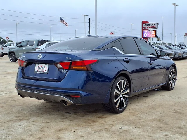 SEMINUEVOS NISSAN Altima a Estados en autogozo