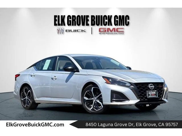 SEMINUEVOS NISSAN Altima at ELK GROVE in Elk Grove Buick GMC
