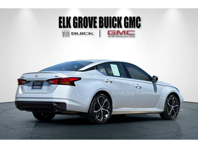 SEMINUEVOS NISSAN Altima at ELK GROVE in Elk Grove Buick GMC