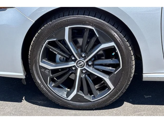 SEMINUEVOS NISSAN Altima at ELK GROVE in Elk Grove Buick GMC