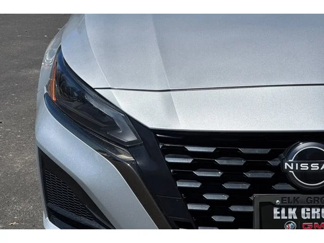 SEMINUEVOS NISSAN Altima at ELK GROVE in Elk Grove Buick GMC