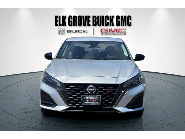 SEMINUEVOS NISSAN Altima at ELK GROVE in Elk Grove Buick GMC