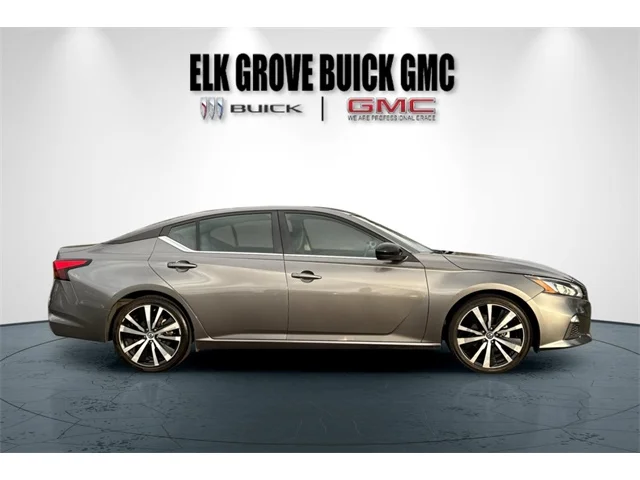 SEMINUEVOS NISSAN Altima at ELK GROVE in Elk Grove Buick GMC