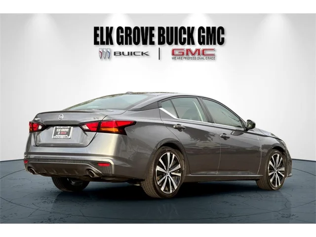 SEMINUEVOS NISSAN Altima at ELK GROVE in Elk Grove Buick GMC