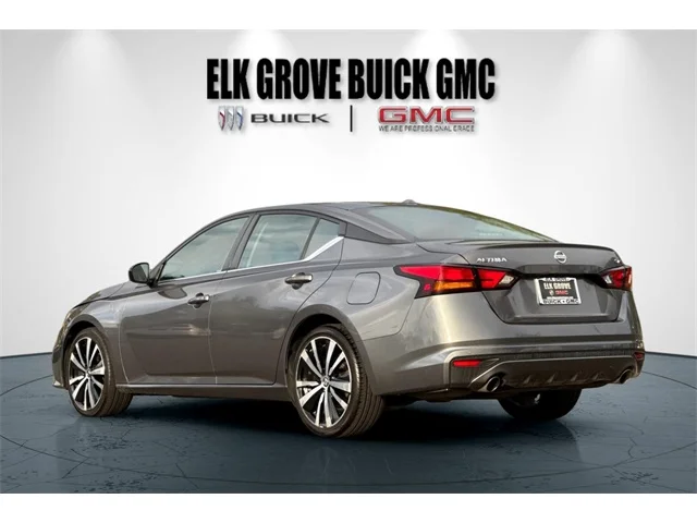 SEMINUEVOS NISSAN Altima at ELK GROVE in Elk Grove Buick GMC