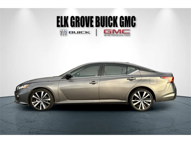 SEMINUEVOS NISSAN Altima at ELK GROVE in Elk Grove Buick GMC