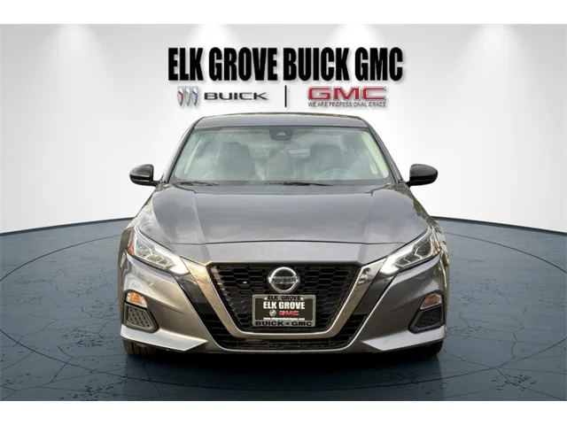 SEMINUEVOS NISSAN Altima at ELK GROVE in Elk Grove Buick GMC