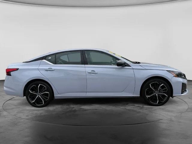 SEMINUEVOS NISSAN Altima a Estados en autogozo