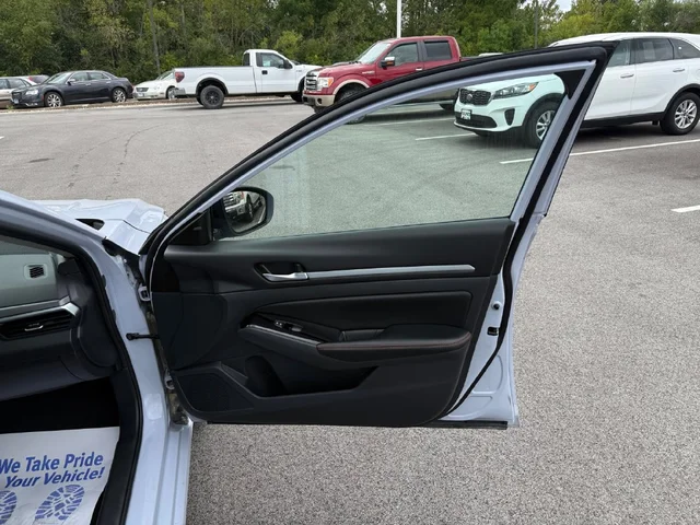 SEMINUEVOS NISSAN Altima a Estados en autogozo