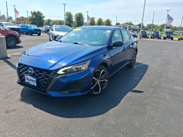 SEMINUEVOS NISSAN Altima a Estados en autogozo