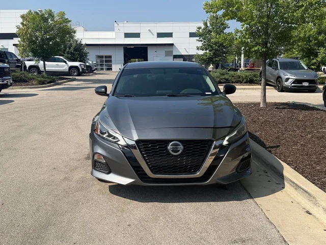 SEMINUEVOS NISSAN Altima a Estados en autogozo
