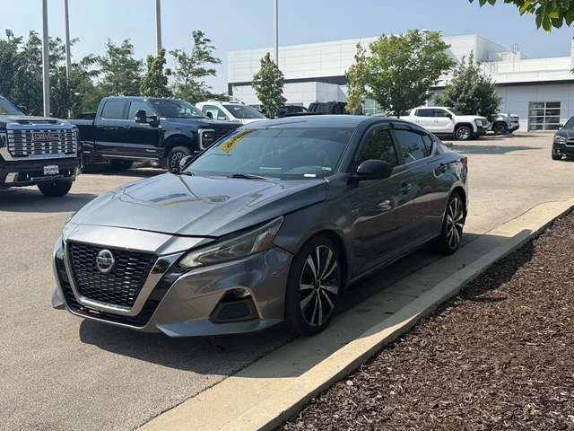 SEMINUEVOS NISSAN Altima a Estados en autogozo