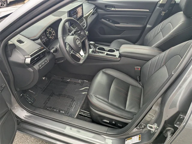 SEMINUEVOS NISSAN Altima at Kennesaw, in Town Center Nissan