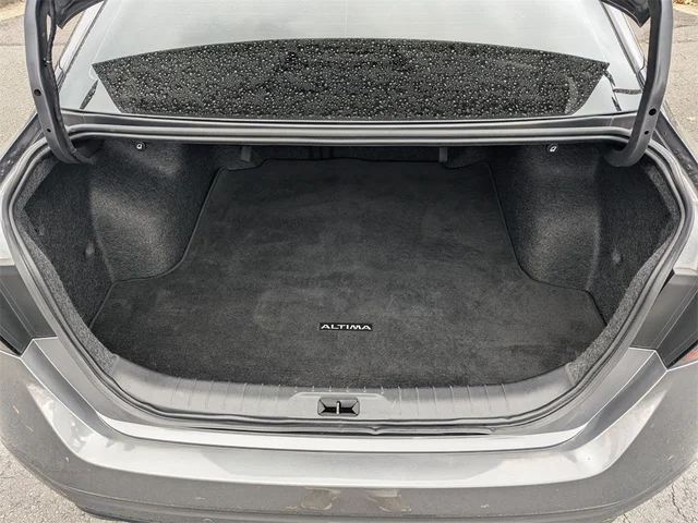 SEMINUEVOS NISSAN Altima at Kennesaw, in Town Center Nissan