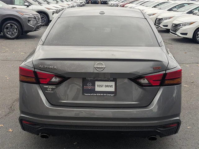SEMINUEVOS NISSAN Altima at Kennesaw, in Town Center Nissan