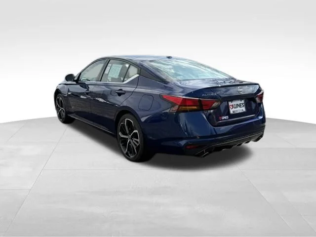 SEMINUEVOS NISSAN Altima a Estados en autogozo