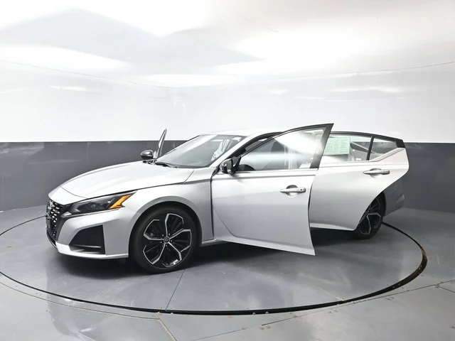 SEMINUEVOS NISSAN Altima a Estados en autogozo