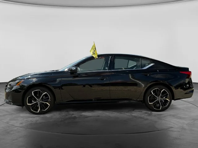 SEMINUEVOS NISSAN Altima a Estados en autogozo