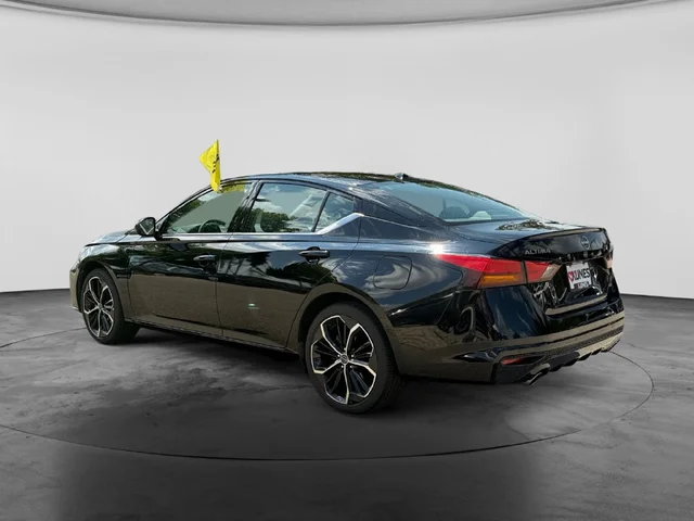 SEMINUEVOS NISSAN Altima a Estados en autogozo