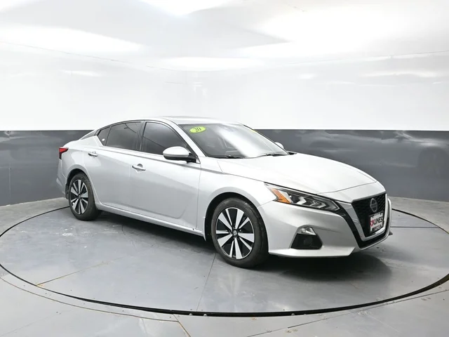 SEMINUEVOS NISSAN Altima a Estados en autogozo