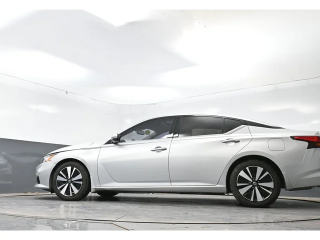 SEMINUEVOS NISSAN Altima a Estados en autogozo
