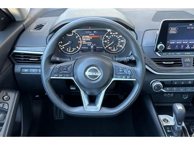 SEMINUEVOS NISSAN Altima at ELK GROVE in Elk Grove Buick GMC