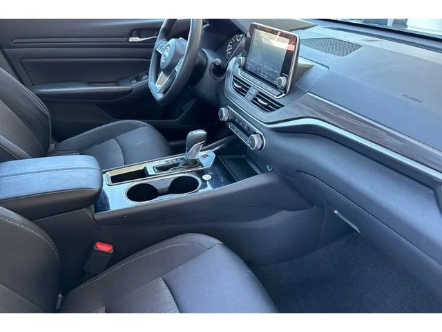 SEMINUEVOS NISSAN Altima at ELK GROVE in Elk Grove Buick GMC