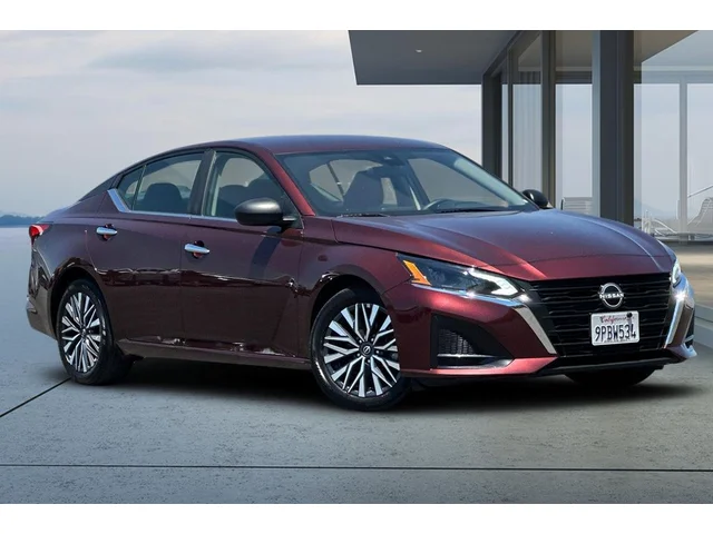 SEMINUEVOS NISSAN Altima a Estados en autogozo