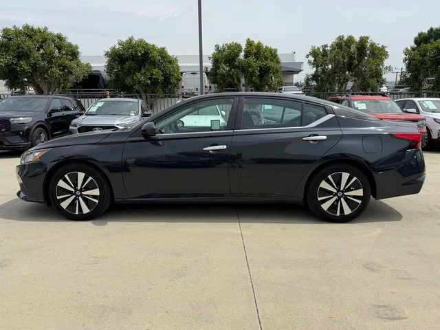 SEMINUEVOS NISSAN Altima a Estados en autogozo