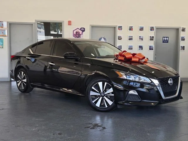 SEMINUEVOS NISSAN Altima a Estados en autogozo