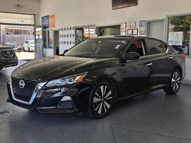SEMINUEVOS NISSAN Altima a Estados en autogozo