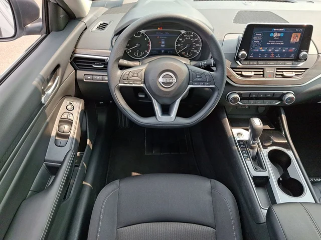 SEMINUEVOS NISSAN Altima a Estados en autogozo