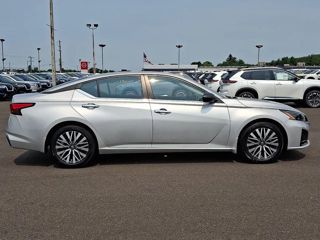 SEMINUEVOS NISSAN Altima a Estados en autogozo