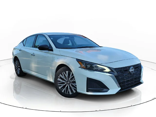 SEMINUEVOS NISSAN Altima a Estados en autogozo