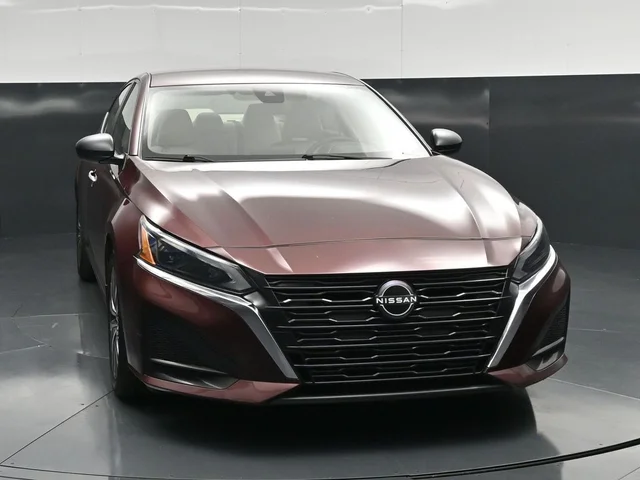 SEMINUEVOS NISSAN Altima a Estados en autogozo