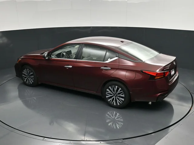 SEMINUEVOS NISSAN Altima a Estados en autogozo