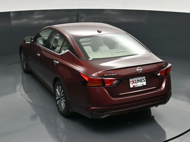 SEMINUEVOS NISSAN Altima a Estados en autogozo