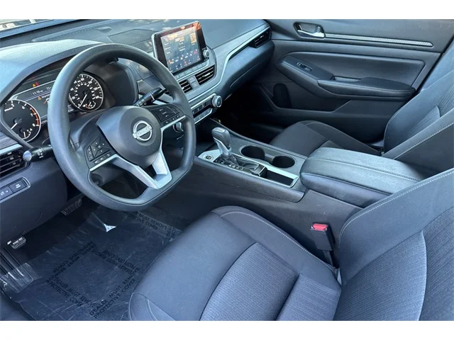 SEMINUEVOS NISSAN Altima at ELK GROVE in Elk Grove Buick GMC