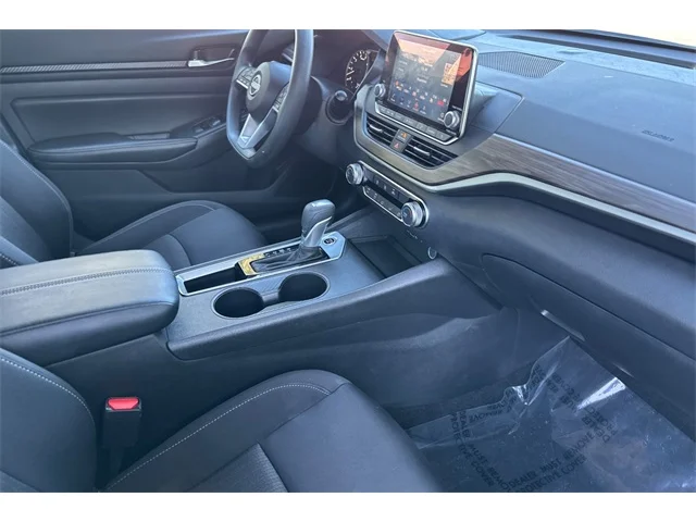 SEMINUEVOS NISSAN Altima at ELK GROVE in Elk Grove Buick GMC