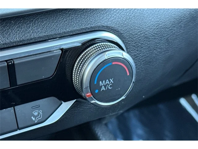 SEMINUEVOS NISSAN Altima at ELK GROVE in Elk Grove Buick GMC