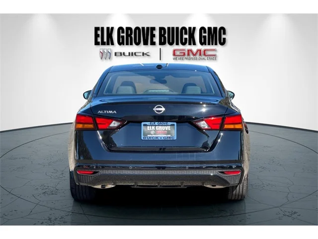 SEMINUEVOS NISSAN Altima at ELK GROVE in Elk Grove Buick GMC
