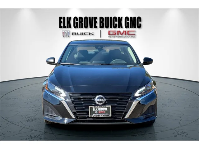 SEMINUEVOS NISSAN Altima at ELK GROVE in Elk Grove Buick GMC