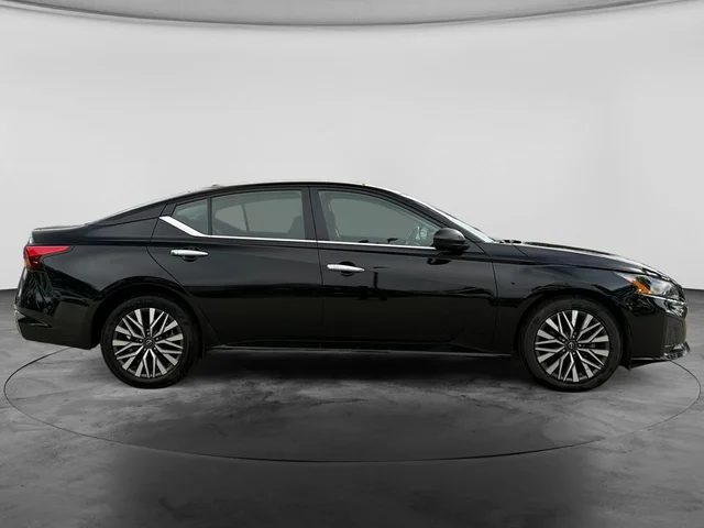 SEMINUEVOS NISSAN Altima a Estados en autogozo