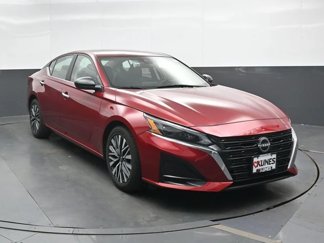 SEMINUEVOS NISSAN Altima a Estados en autogozo