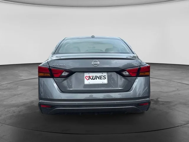 SEMINUEVOS NISSAN Altima a Estados en autogozo