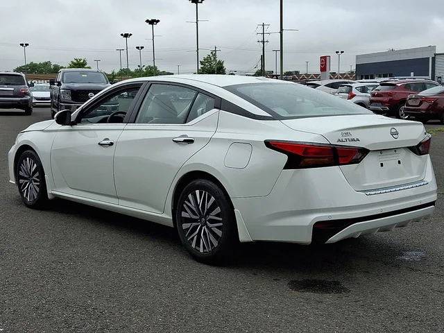 SEMINUEVOS NISSAN Altima a Estados en autogozo