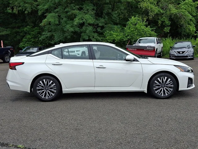 SEMINUEVOS NISSAN Altima a Estados en autogozo