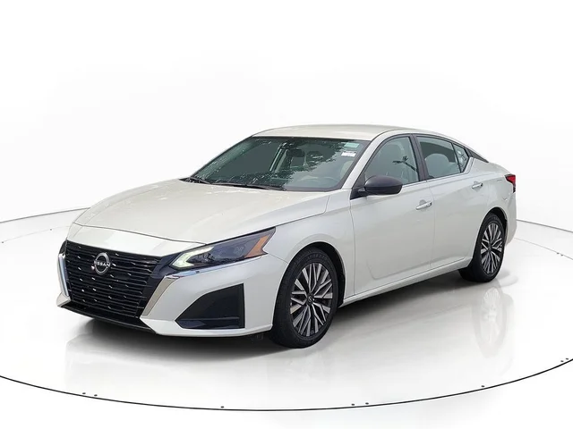 SEMINUEVOS NISSAN Altima a Estados en autogozo