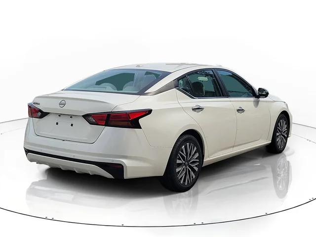 SEMINUEVOS NISSAN Altima a Estados en autogozo