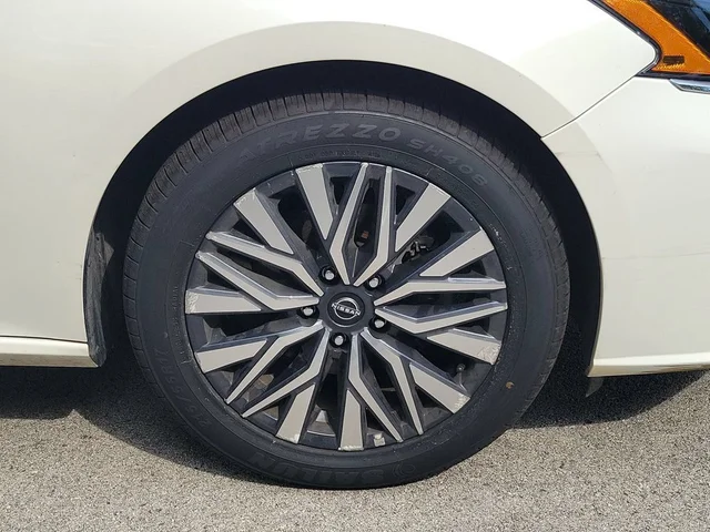 SEMINUEVOS NISSAN Altima a Estados en autogozo